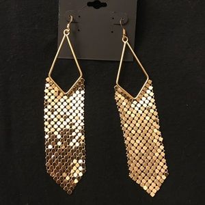Women's Guess Earing